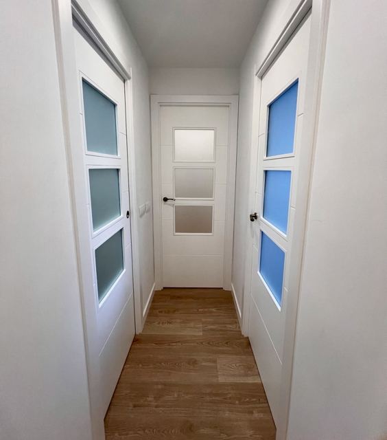 Puertas de paso lacadas en blanco
